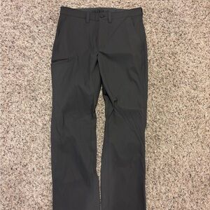Eddie Bauer Grey Hiking/Causal Pants Size 32/32